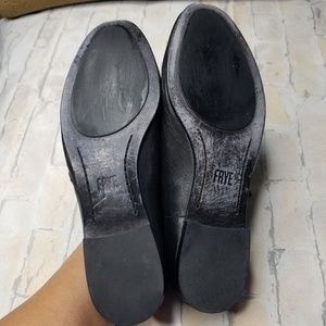 frye terri zip ankle bootie